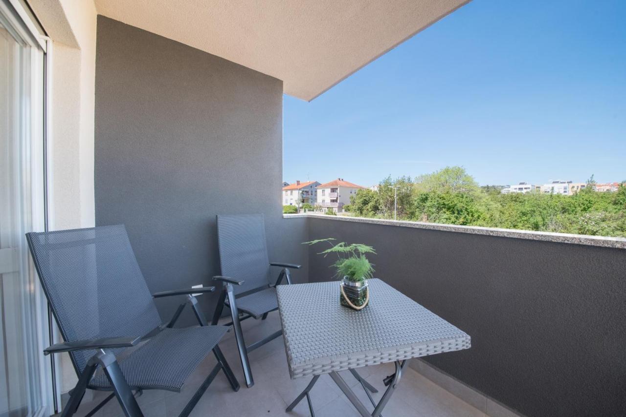 Romanca Apartment *