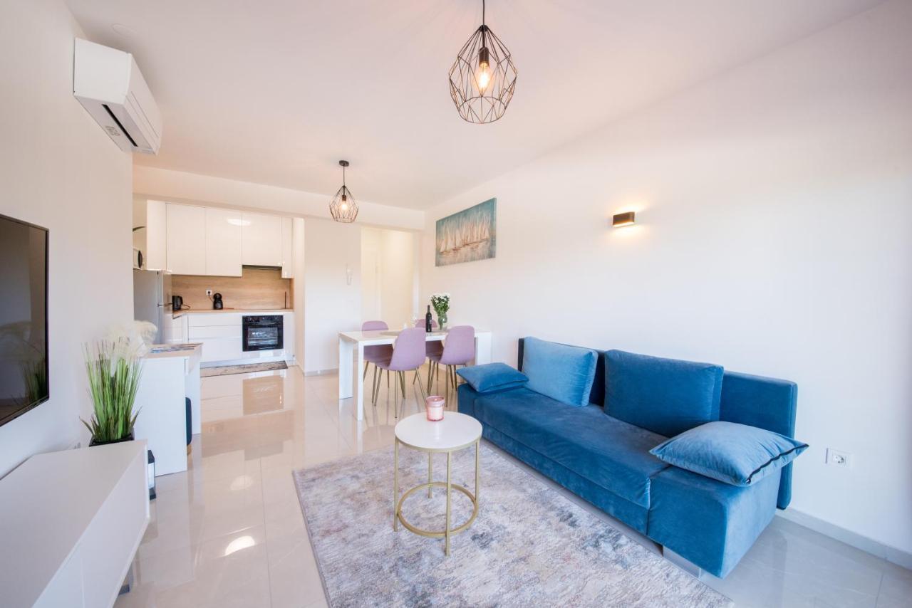 Apartment Romanca